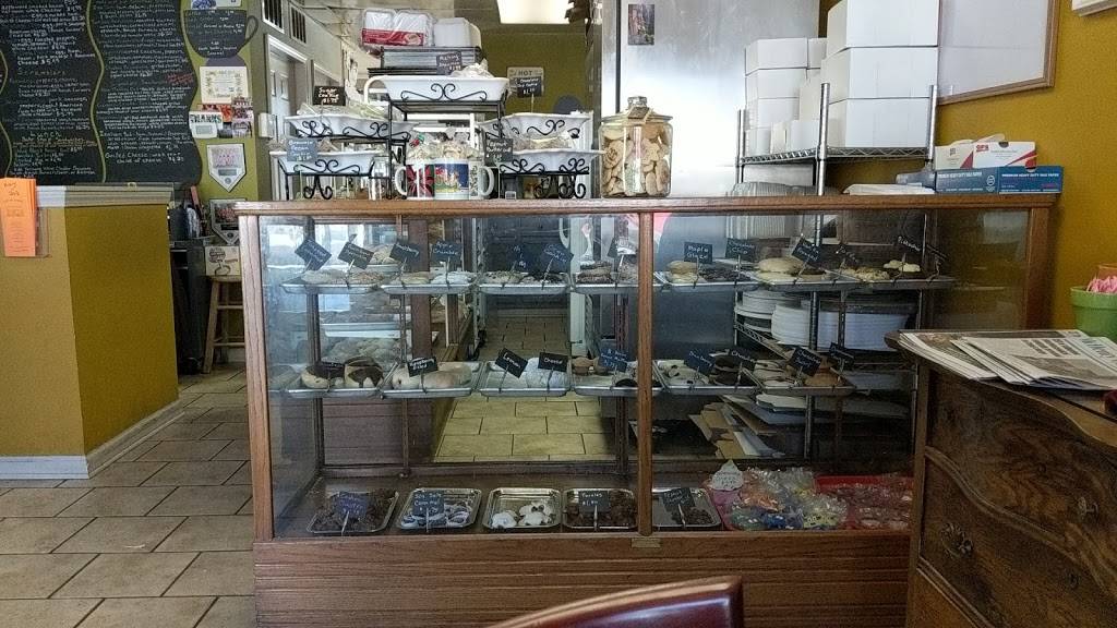 Kay n Jos Eats & Sweets | bakery | 109 S Taylor St, Marengo, IL 60152, USA | 8155687023 OR +1 815-568-7023