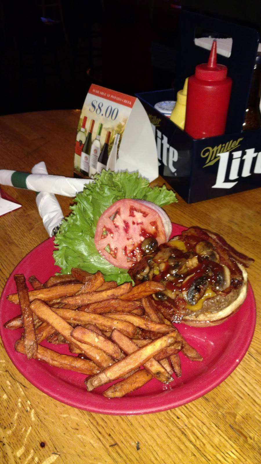 Potato Creek Johnnys | restaurant | 1850 Waukegan Rd, Glenview, IL 60025, USA | 8474861007 OR +1 847-486-1007