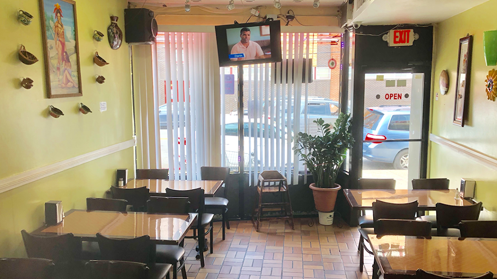 Los Taquitos Del Tio | restaurant | 3215 Junction Blvd, East Elmhurst, NY 11369, USA | 7185051583 OR +1 718-505-1583