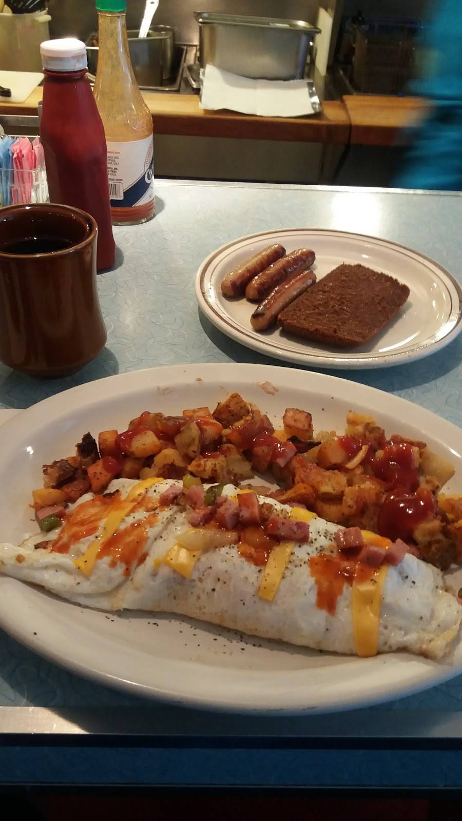 Lost in the 50s Diner | restaurant | 5512 Harford Rd, Baltimore, MD 21214, USA | 4102541639 OR +1 410-254-1639