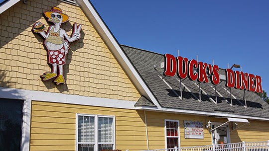 Ducks Diner | restaurant | 4560 Easy St, Orange Beach, AL 36561, USA | 2519489191 OR +1 251-948-9191
