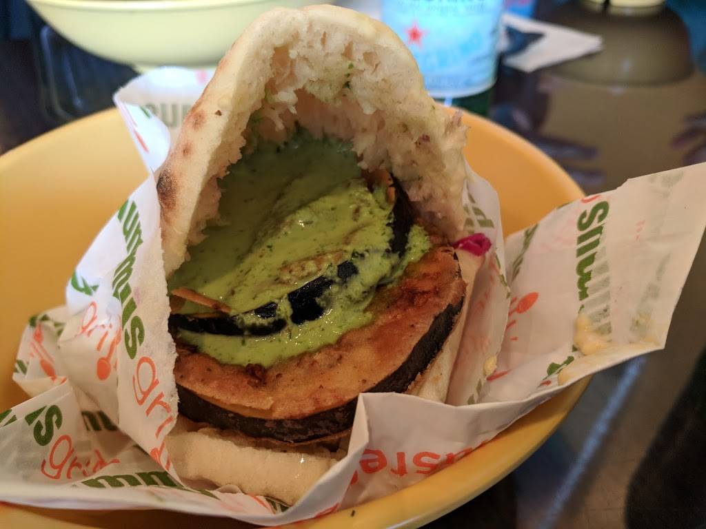 Hummus Mediterranean Kitchen | restaurant | 18 Greenfield Ave, Ardmore, PA 19003, USA | 6106459500 OR +1 610-645-9500