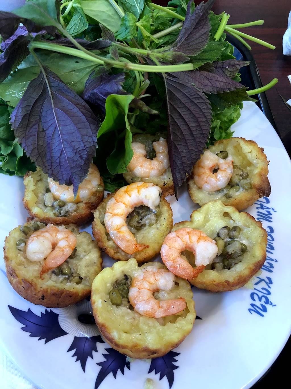 Quan Hue Restaurant | restaurant | 1818 Tully Rd # 116, San Jose, CA 95122, USA | 4082385502 OR +1 408-238-5502