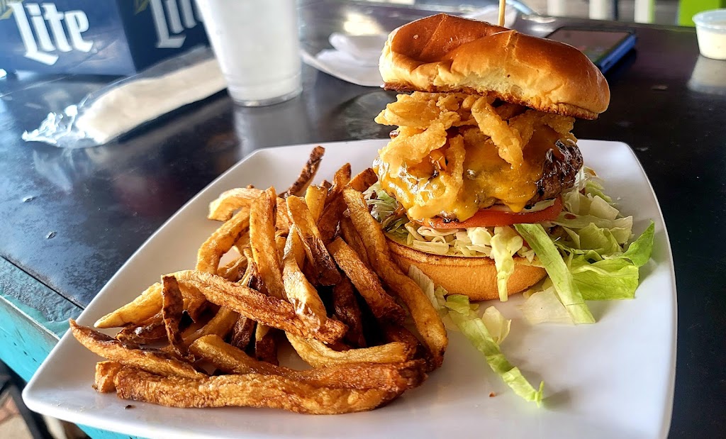 Smugglers Island Pub | restaurant | 1101 Nebraska Ave, Palm Harbor, FL 34683, USA | 7272217621 OR +1 727-221-7621