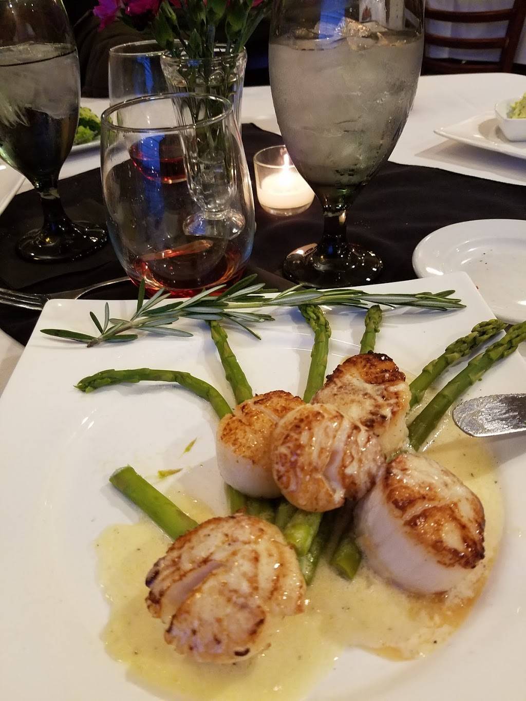 Tapenade Bistro | restaurant | 2509 S Queen St, York, PA 17402, USA | 7177411234 OR +1 717-741-1234