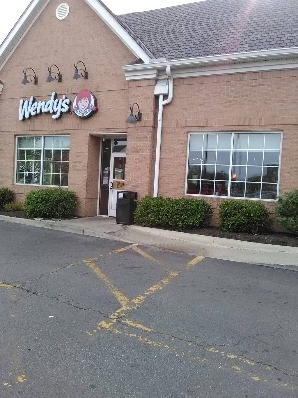 Wendys | restaurant | 1054 E Broad St, Columbus, OH 43205, USA | 6142518461 OR +1 614-251-8461