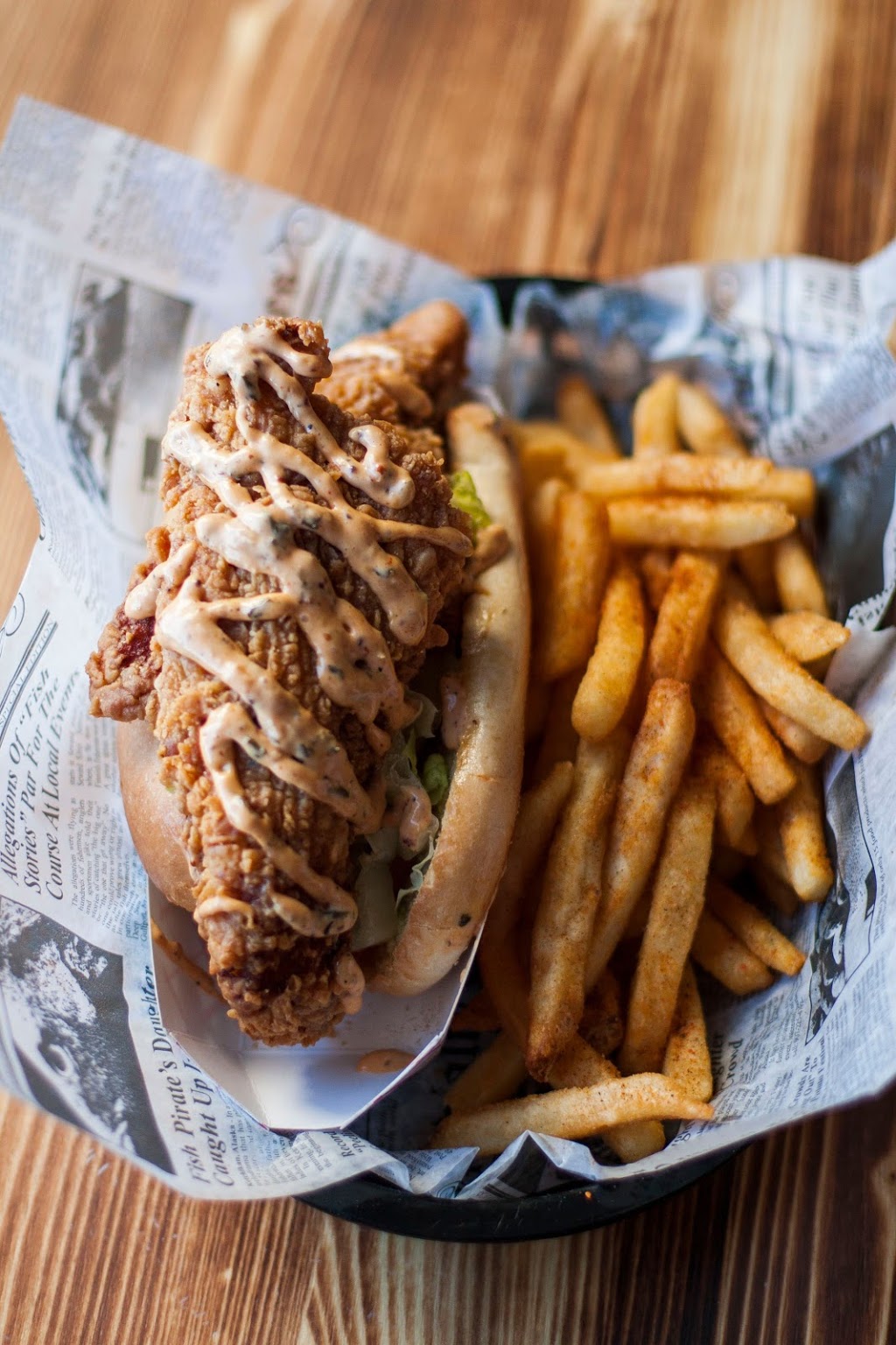 Hook & Reel Cajun Seafood & Bar | restaurant | 28599 Schoolcraft, Livonia, MI 48150, USA | 7349566137 OR +1 734-956-6137