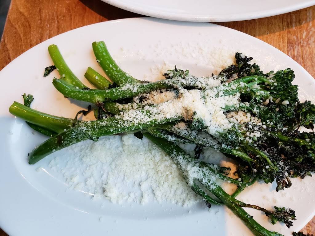 Del Friscos Grille | restaurant | 33 Boylston St Suite 3370, Chestnut Hill, MA 02467, USA | 6176083682 OR +1 617-608-3682