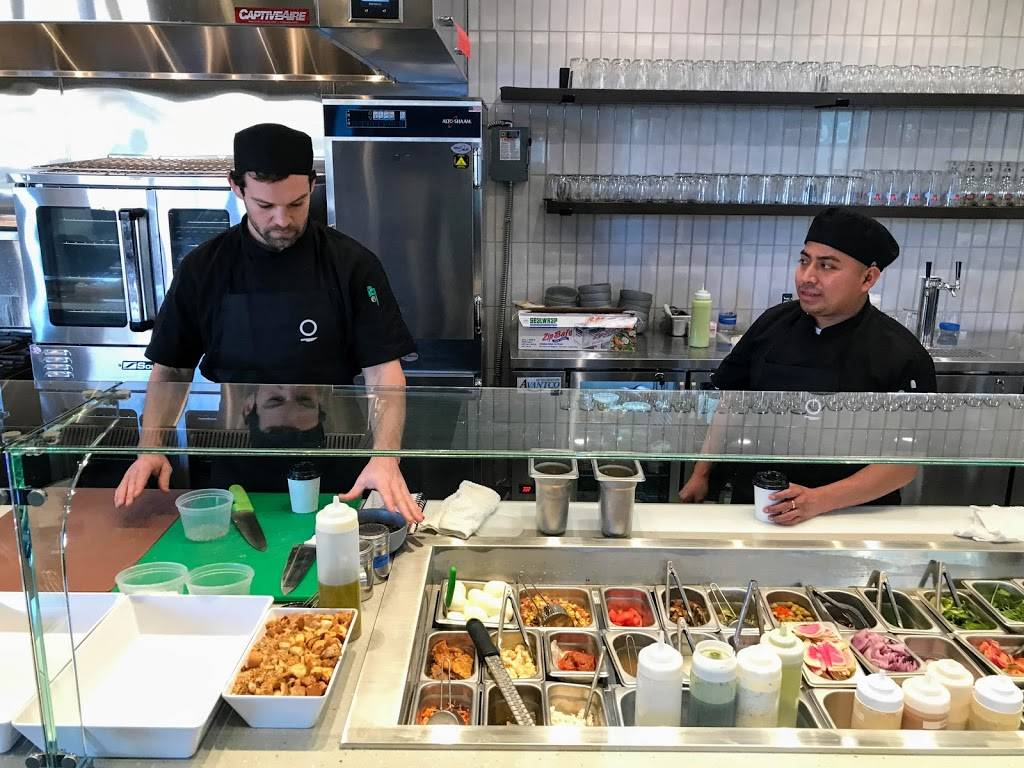 Chopsmith | restaurant | 11 District Square SW, Washington, DC 20024, USA | 2025545400 OR +1 202-554-5400