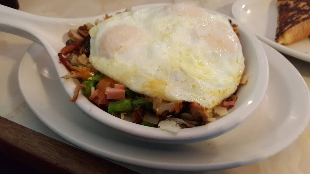 Busy Bee | restaurant | 7140 Barnard Mill Rd, Wonder Lake, IL 60097, USA | 8157280929 OR +1 815-728-0929