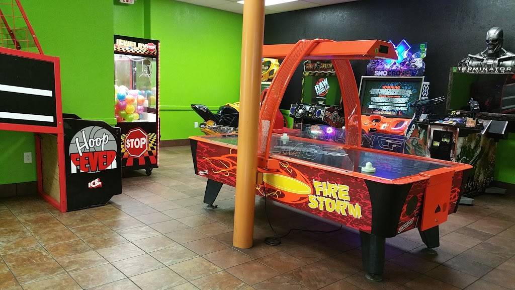 Cicis | restaurant | 5365 N Interstate Hwy 35, Austin, TX 78723, USA | 5124534488 OR +1 512-453-4488