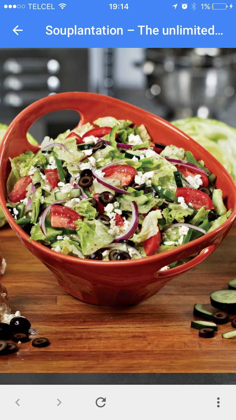 Quezesos Barchelona Pizza Bar | restaurant | Av. Ruiz 92, Zona Centro, 22800 Ensenada, B.C., Mexico | 016461743330 OR +52 646 174 3330