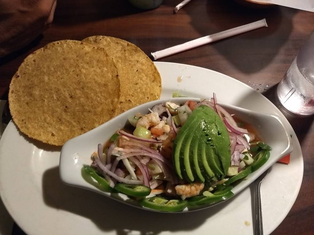 El Delfin | restaurant | 1800 S Central Ave, Los Angeles, CA 90021, USA | 2137462240 OR +1 213-746-2240