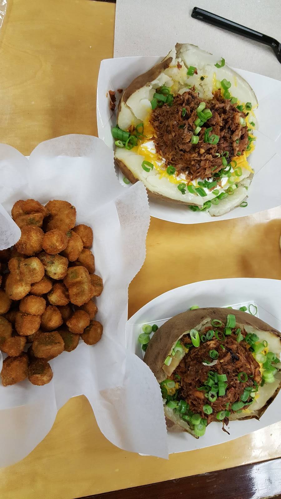 Smokey Mos BBQ | restaurant | 11880 Old Farm to Market Rd #2243, Leander, TX 78641, USA | 5125280700 OR +1 512-528-0700