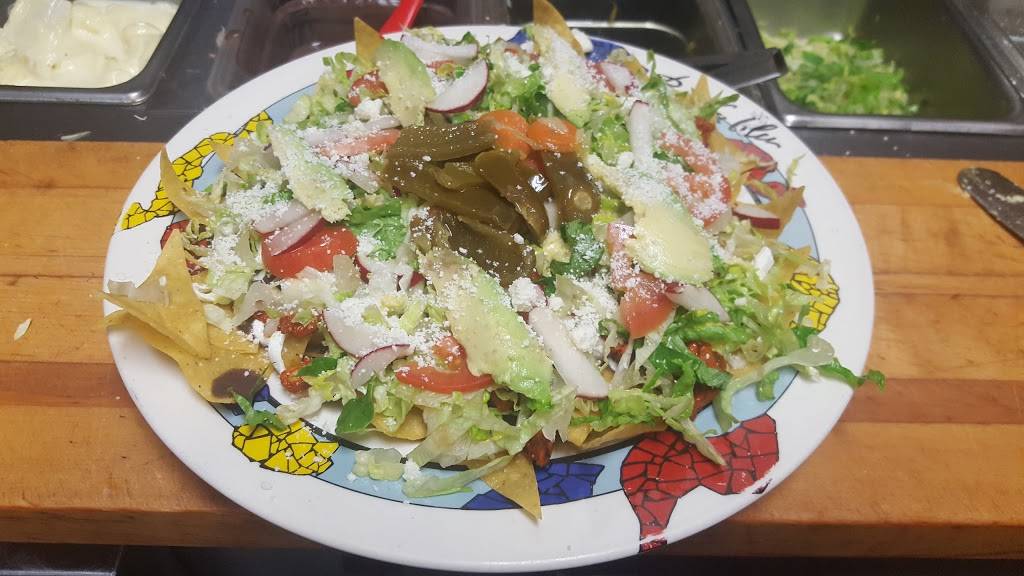 La Hacienda | restaurant | 680 Broadway, Kingston, NY 12401, USA | 8455323695 OR +1 845-532-3695