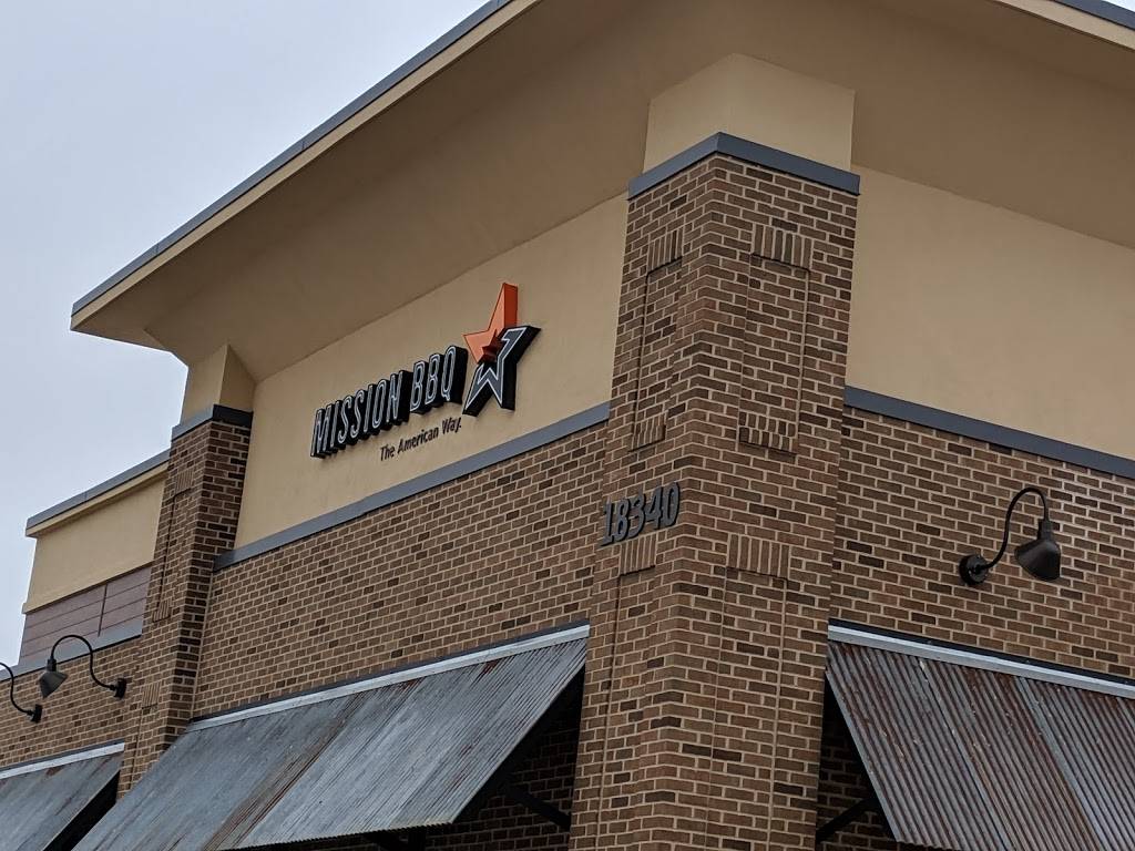 Mission BBQ | restaurant | 18340 W Bluemound Rd, Brookfield, WI 53045, USA | 2626495972 OR +1 262-649-5972