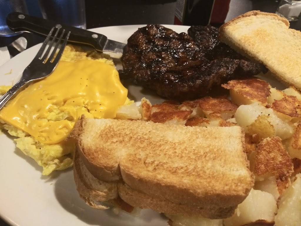 Sisters On Main | restaurant | 307 S Main St, Rockford, IL 61101, USA | 8157088670 OR +1 815-708-8670