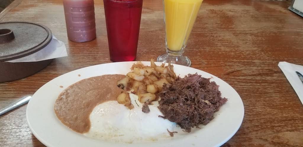 Los Charros Mexican Restaurant | restaurant | 9017 Main St, Needville, TX 77461, USA | 9797937799 OR +1 979-793-7799