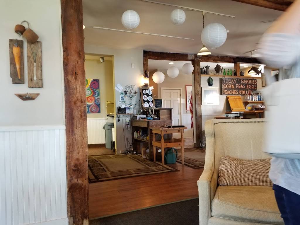 Landings Restaurant & Lounge | restaurant | 1 Commercial St, Rockland, ME 04841, USA | 2075943011 OR +1 207-594-3011