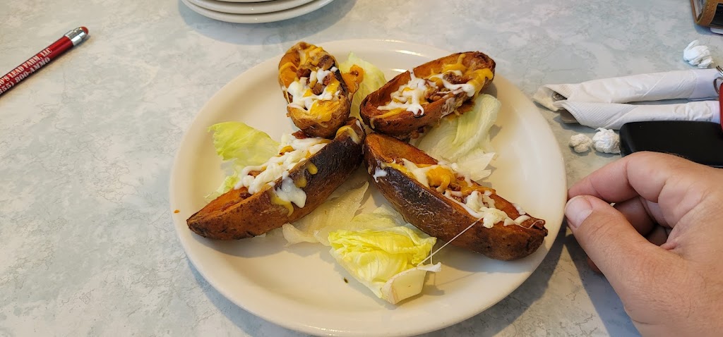 Park View Cafe | restaurant | 10 Lincoln Ave, Eldridge, IA 52748, USA | 5632859375 OR +1 563-285-9375