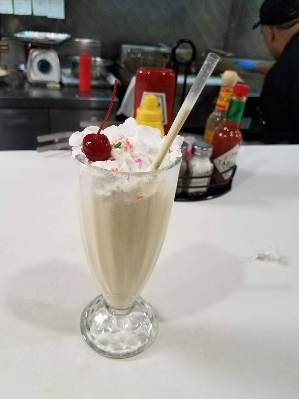 Pennys Diner | restaurant | 2101 Camino Del Llano, Belen, NM 87002, USA | 5058649516 OR +1 505-864-9516