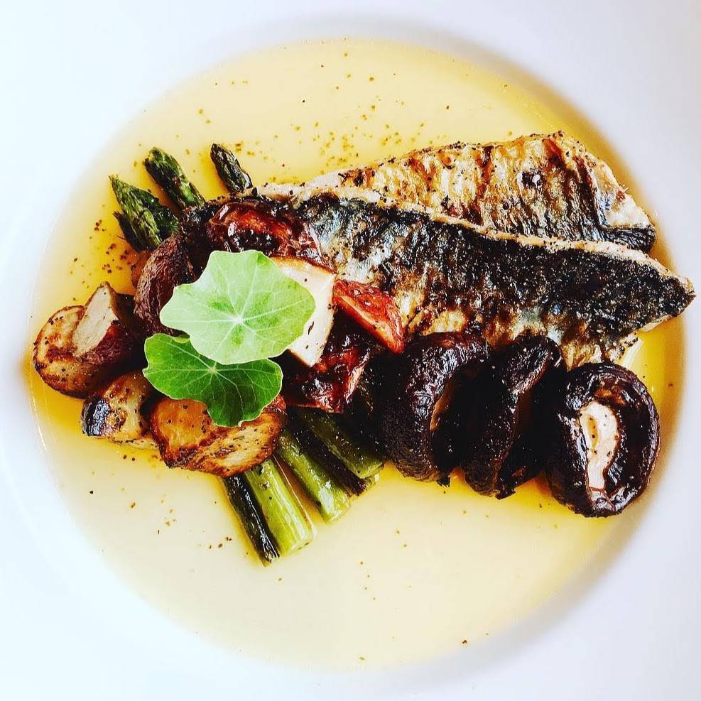 Tinos Kitchen + Bar | restaurant | 325 Lafayette Rd, Hampton, NH 03842, USA | 6039265489 OR +1 603-926-5489