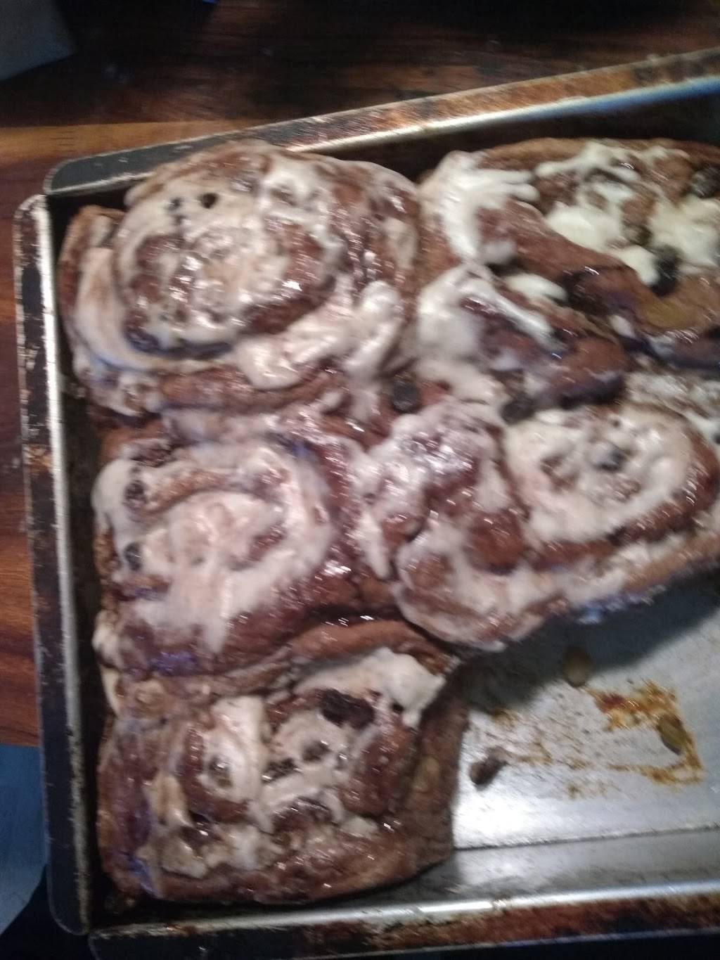 Rocky Road cupcakes shop | restaurant | 1571 Highland Drive, Kalamazoo, MI 49007, USA | 2697209978 OR +1 269-720-9978