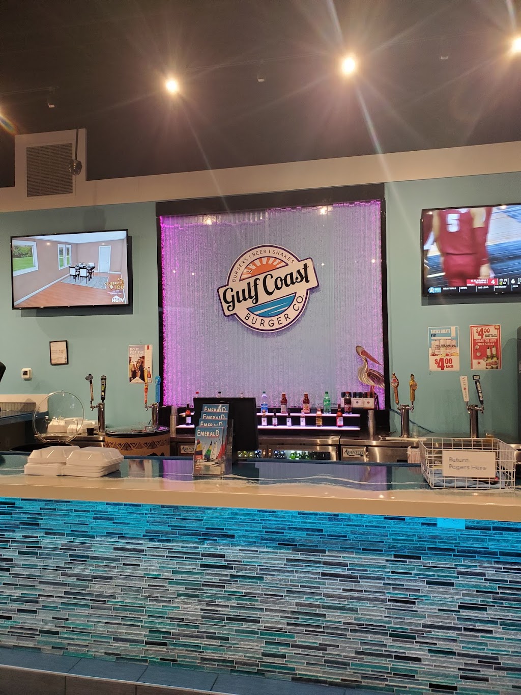 Gulf Coast Burger Company | restaurant | 4346 Legendary Dr b108, Destin, FL 32541, USA | 8508422398 OR +1 850-842-2398