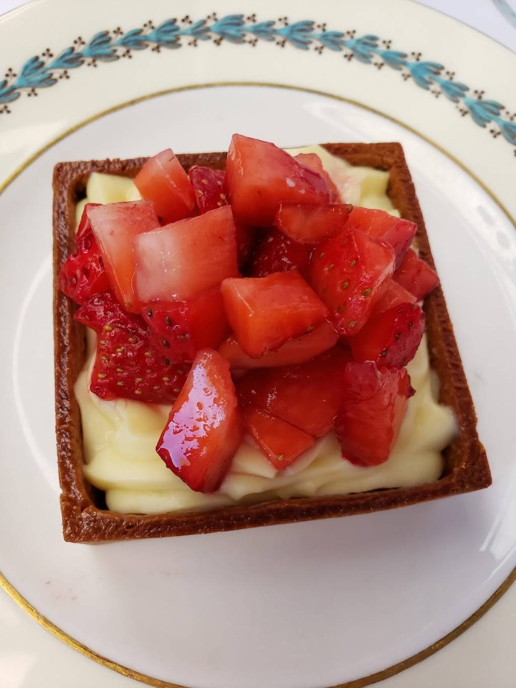 Chez Guy Parisian Bistro | restaurant | 5447 Airport-Pulling Rd N, Naples, FL 34109, USA | 2394315824 OR +1 239-431-5824