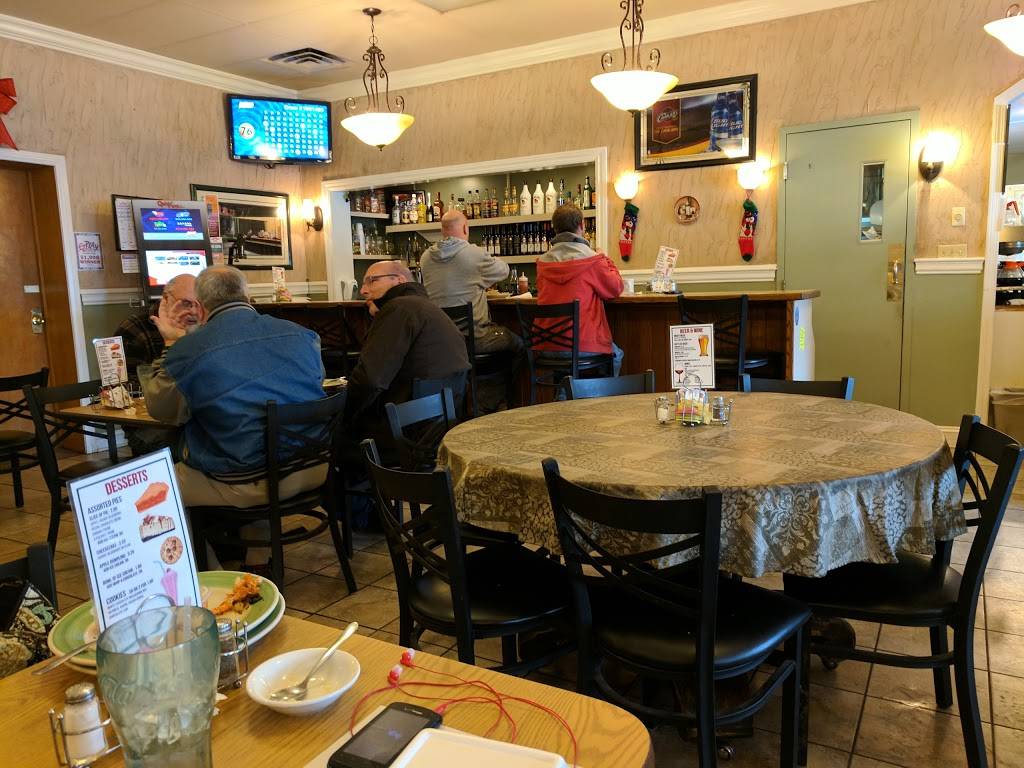 Dinos Restaurant & Pizza | restaurant | 10941 Mahoning Ave, North Jackson, OH 44451, USA | 3305382263 OR +1 330-538-2263