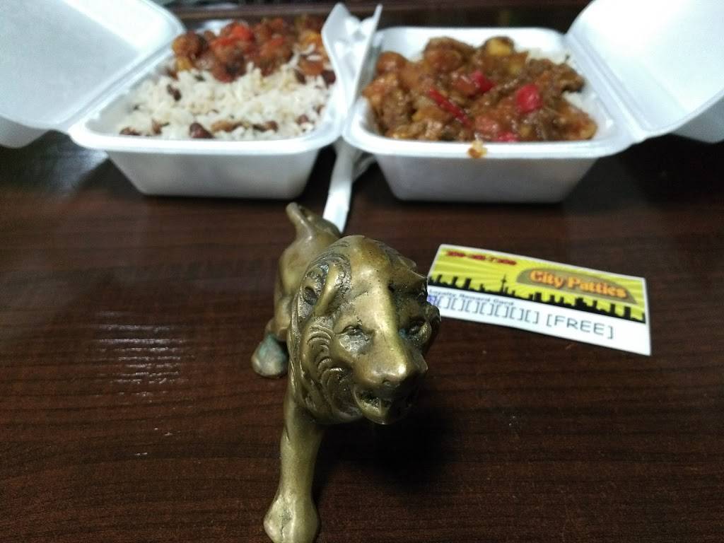 City Patties | restaurant | 5 John St W, Oshawa, ON L1H 4G9, Canada | 9054367764 OR +1 905-436-7764