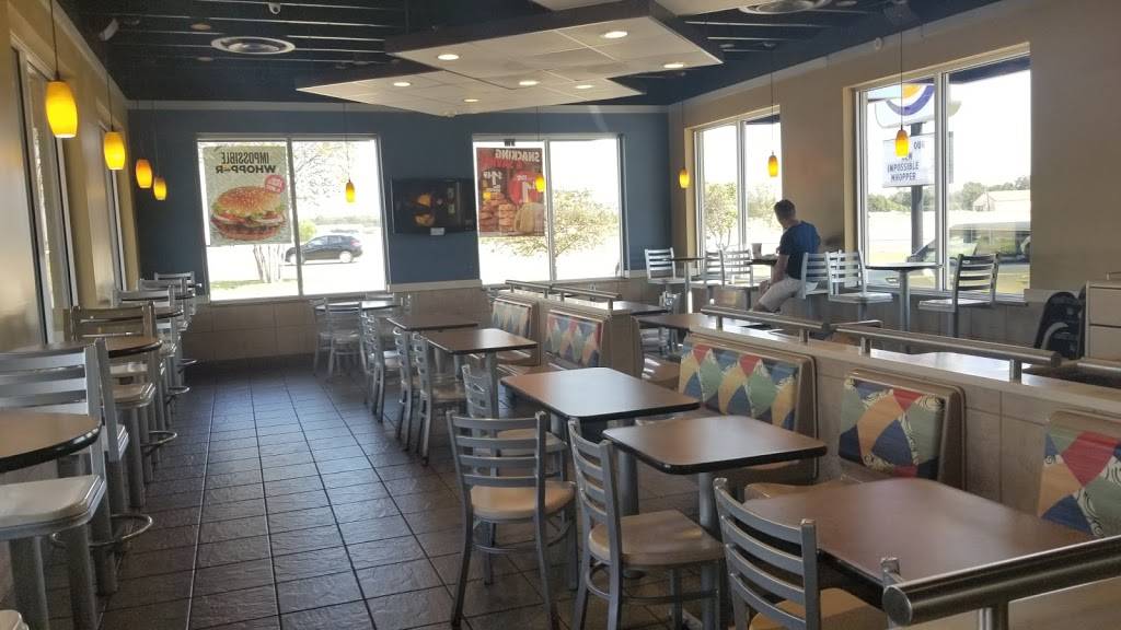 Burger King | restaurant | 216 S Service Rd, West Memphis, AR 72301, USA | 8707325062 OR +1 870-732-5062