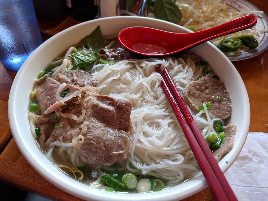 PhosaigonExpress | restaurant | 1225 Ken Pratt Blvd Unit #110, Longmont, CO 80501, USA | 3037748555 OR +1 303-774-8555