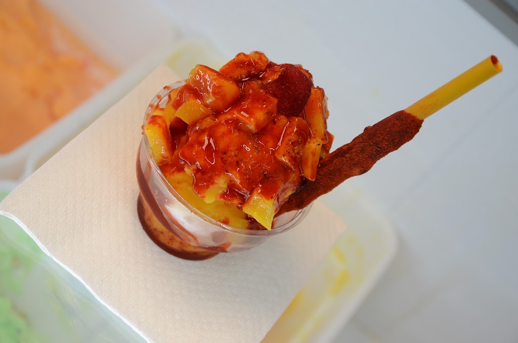 Lilys mexican candy and icecream shop | restaurant | 3803 Main St, East Chicago, IN 46312, USA | 2193548222 OR +1 219-354-8222