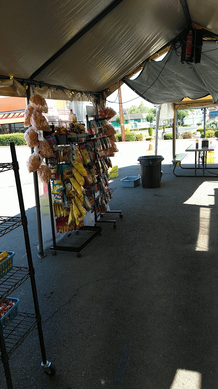 Tacos De Volada! | restaurant | 2030 W Main St, Medford, OR 97501, USA | 5418381015 OR +1 541-838-1015