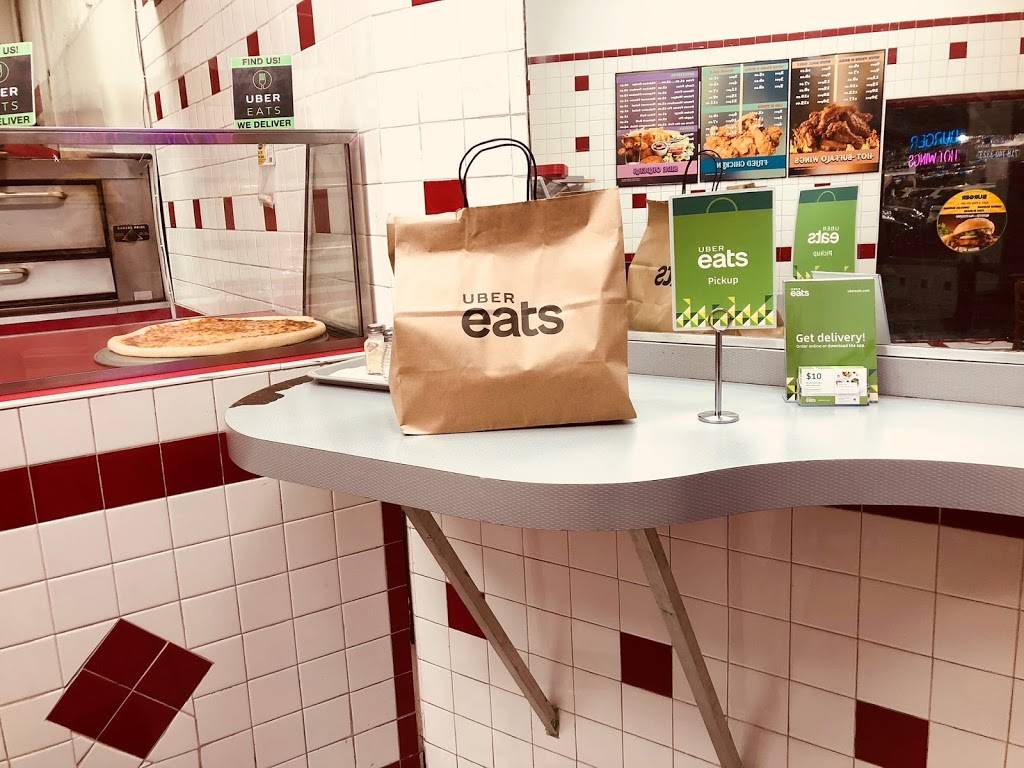 Crown Fried Chicken | restaurant | 18803 Jamaica Ave, Hollis, NY 11423, USA | 7184134707 OR +1 718-413-4707