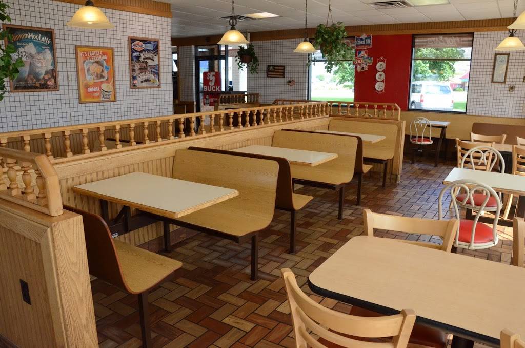 Dairy Queen Grill & Chill | bakery | 1501 38th St, Peru, IL 61354, USA | 8152243341 OR +1 815-224-3341