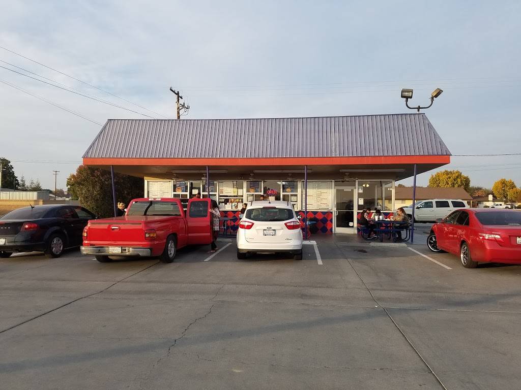 Generals Headquarters | restaurant | 710 E Lerdo Hwy, Shafter, CA 93263, USA | 6617466075 OR +1 661-746-6075