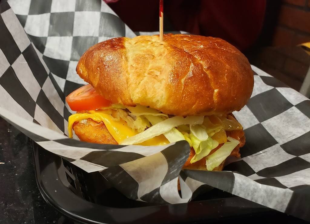 Champs Pizza | restaurant | 45630 Falke Plaza #190, Sterling, VA 20166, USA | 7034291110 OR +1 703-429-1110