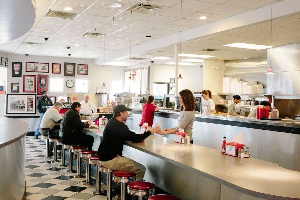 Camp Washington Chili | restaurant | 3005 Colerain Ave, Cincinnati, OH 45225, USA | 5135410061 OR +1 513-541-0061