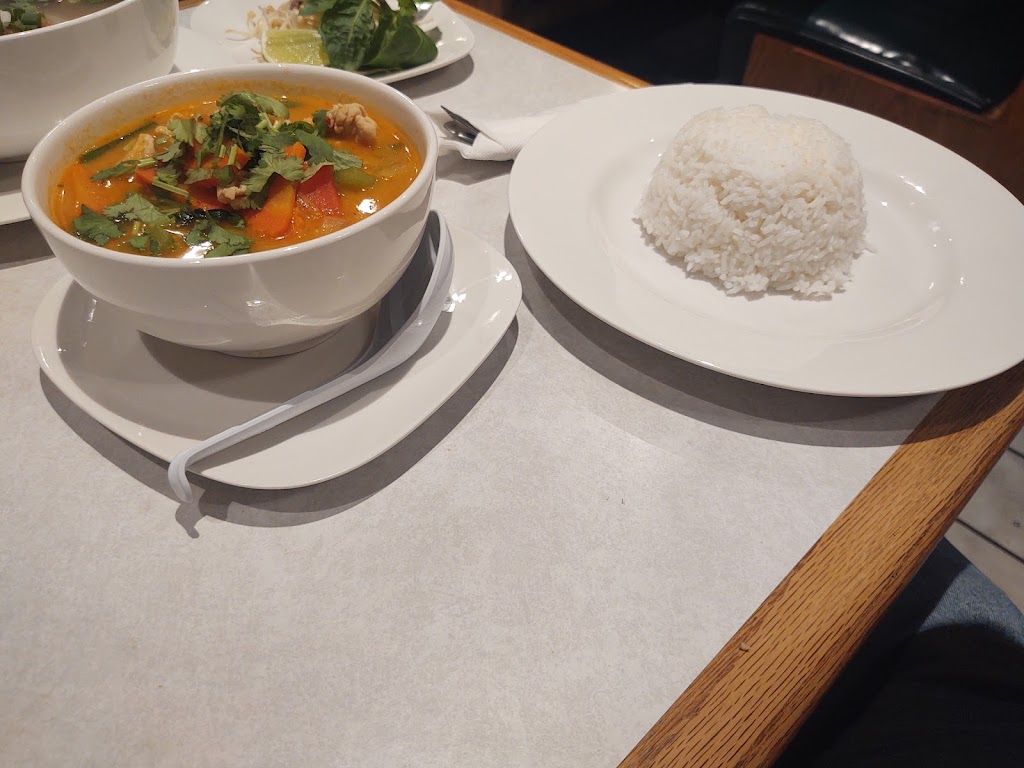 VIP Lao Cuisine | restaurant | 1800 Tiffin Ave, Findlay, OH 45840, USA | 5672508027 OR +1 567-250-8027