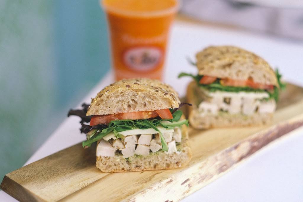 Robeks Fresh Juice & Smoothies - Doral | restaurant | 5335 NW 87th Ave C105, Doral, FL 33178, USA | 7866559878 OR +1 786-655-9878