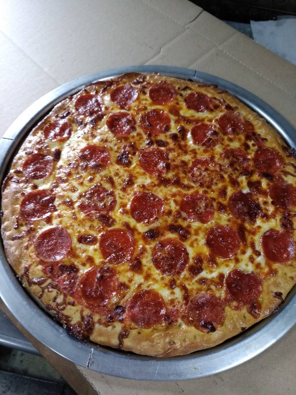 Peggys Market | meal takeaway | 10329 Hwy 52 W, Westmoreland, TN 37186, USA | 6156444613 OR +1 615-644-4613