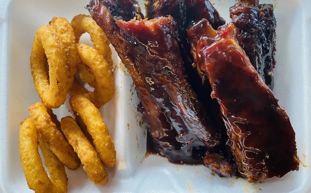 Finger Lickin Mobile Kitchen | restaurant | 430 Northwood Rd, West Palm Beach, FL 33407, USA | 5616197566 OR +1 561-619-7566