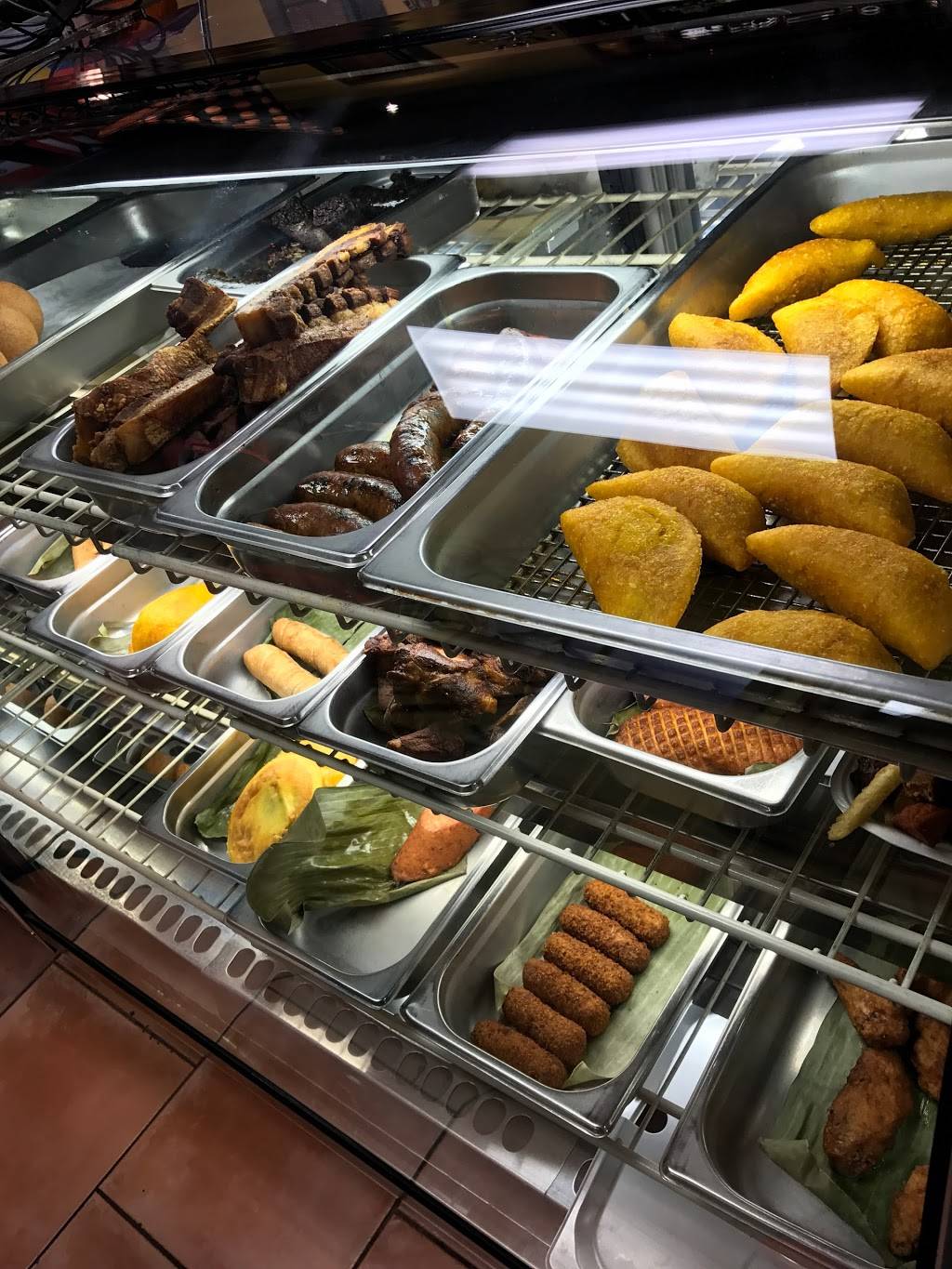 Mekatos Bakery | restaurant | 15190 SW 56th St, Miami, FL 33185, USA | 3053836301 OR +1 305-383-6301