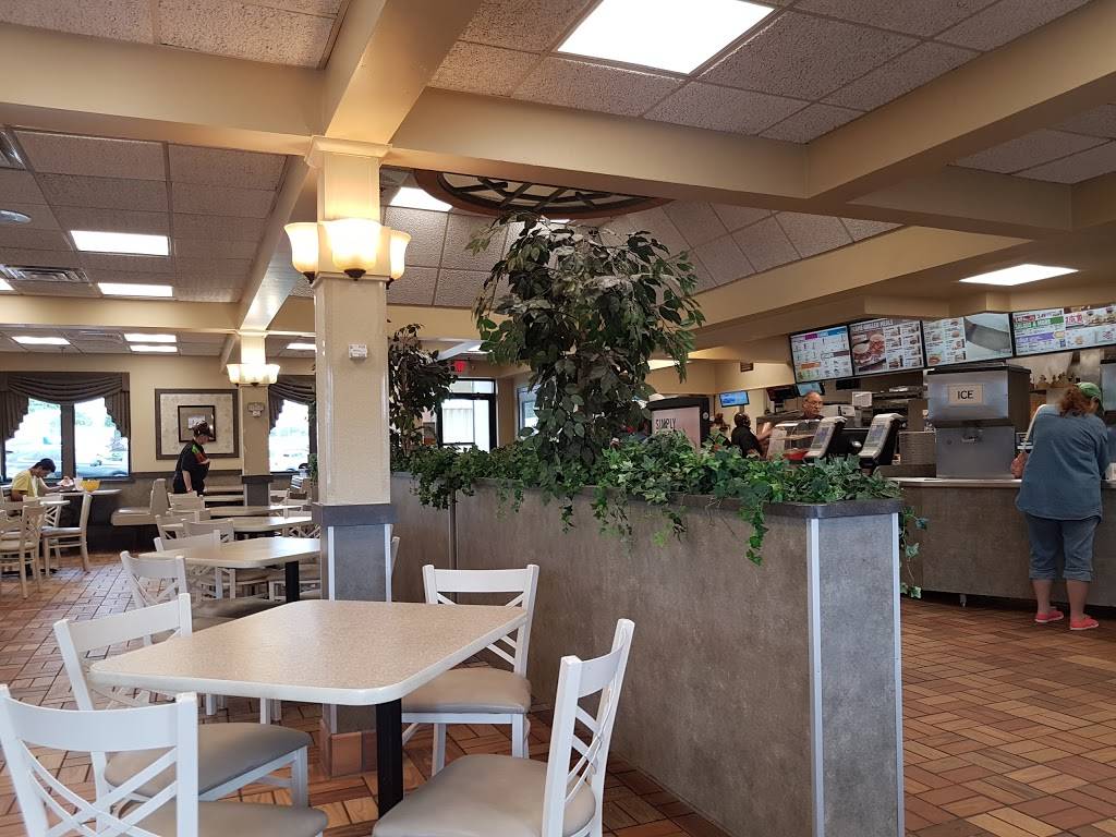 Burger King | restaurant | 374 William S Canning Blvd, Fall River, MA 02721, USA | 5086789400 OR +1 508-678-9400