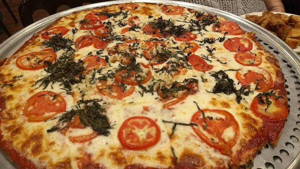 Marcellos Father and Son Restaurant | restaurant | 2475 N Milwaukee Ave, Chicago, IL 60647, USA | 7732522620 OR +1 773-252-2620