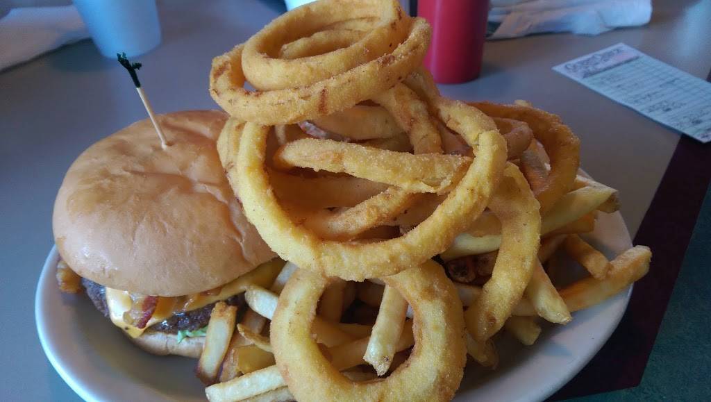 Clock Family Restaurant | restaurant | 1690 E Main St, Duncan, SC 29334, USA | 8644869922 OR +1 864-486-9922