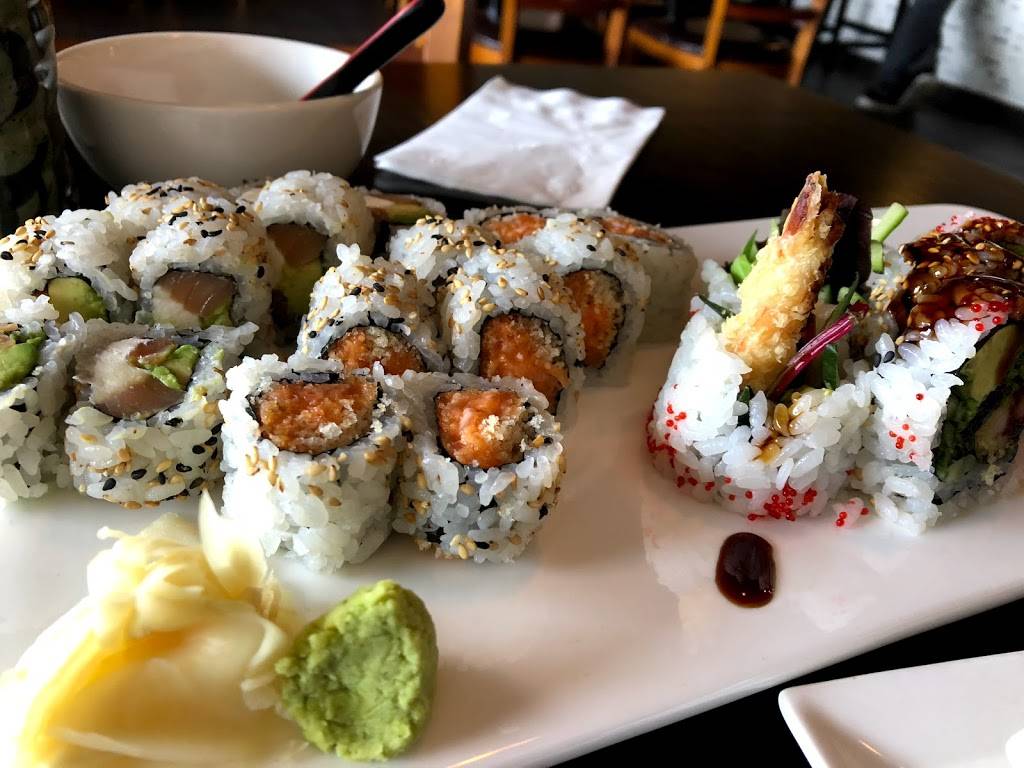 Wild Rice Sushi and Grill | restaurant | 614 E Ogden Ave, Naperville, IL 60563, USA | 6307171199 OR +1 630-717-1199