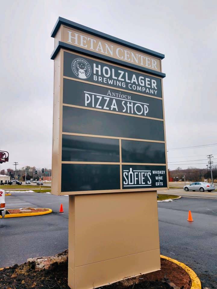 Antioch Pizza Shop - Woodstock, IL | restaurant | 150 S Eastwood Dr, Woodstock, IL 60098, USA | 8153453600 OR +1 815-345-3600